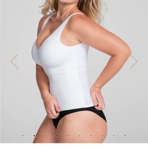 Nwt 1x honeylove liftwear tank